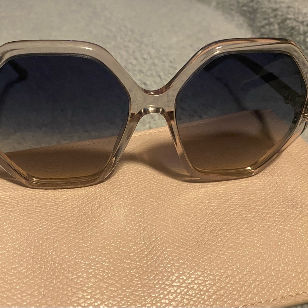 Chloe Esther Hexagonal Sunglasses - gray